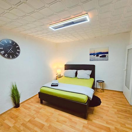B&R Ferienhaus In Der Naehe Des Flughafens 뉘른베르크 외부 사진